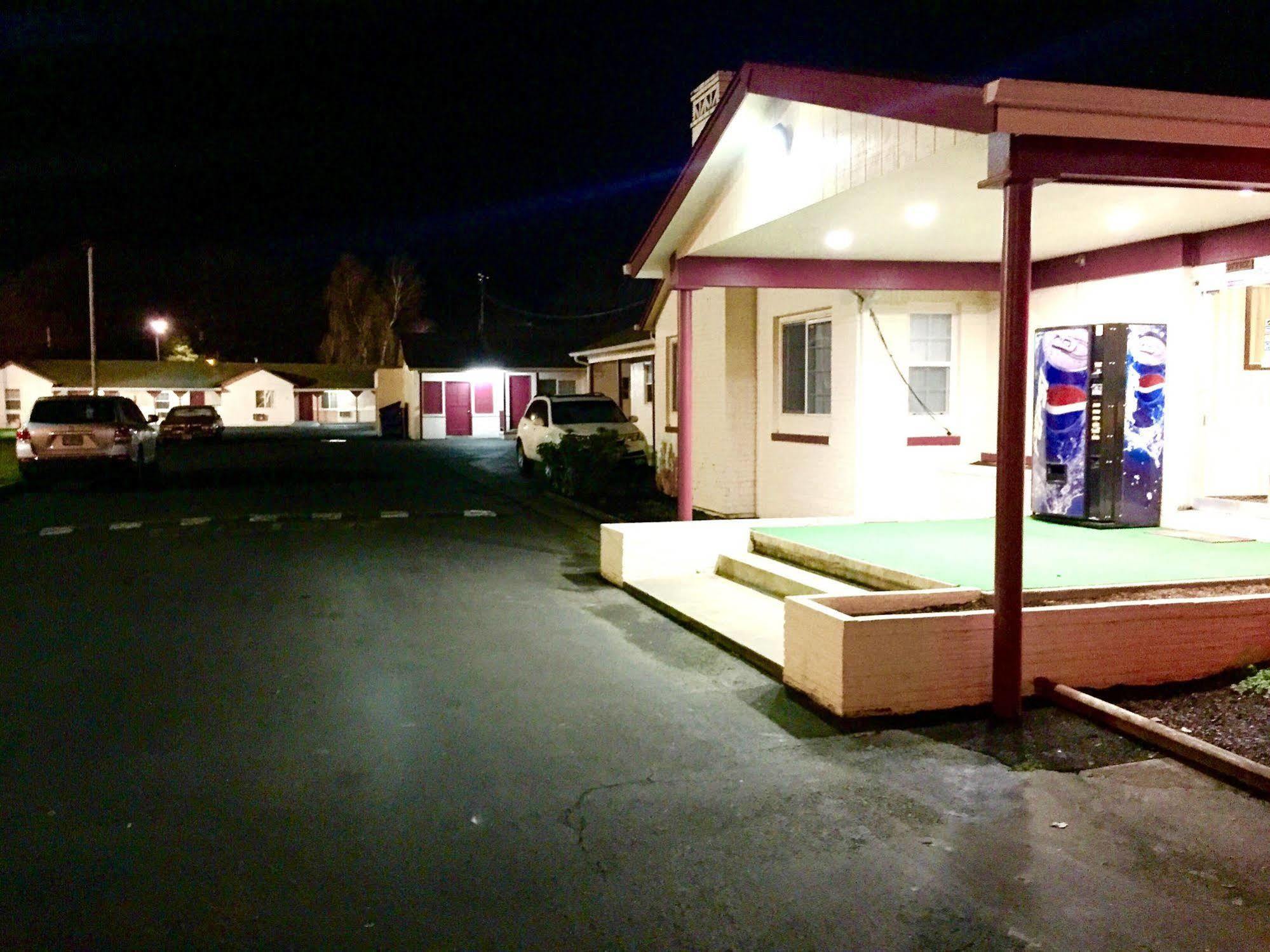 Travelers Inn Motel Salem Luaran gambar